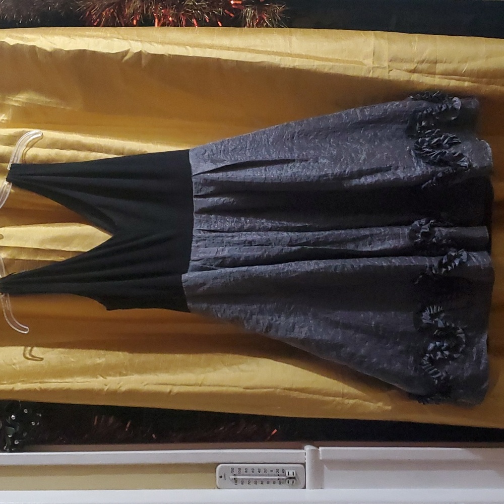 DRESS BARN - Picture 10 of 12